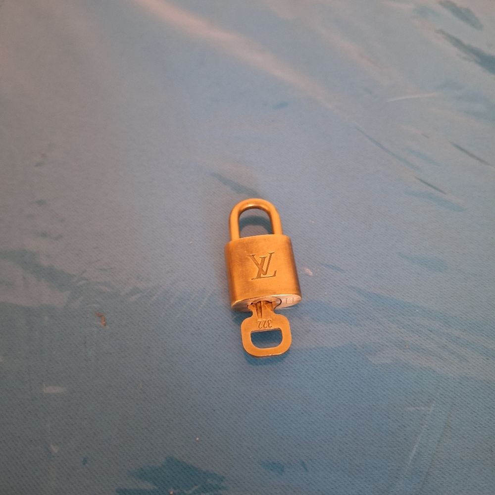 Louis vuittons lock and key